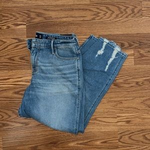 Hollister High Rise Mom Jeans Size 13R